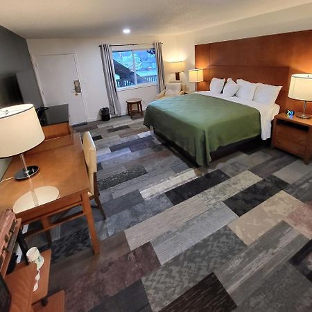 Shelton Inn Eksteriør bilde